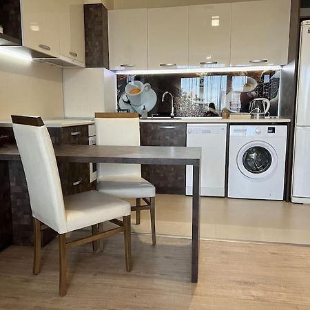 Cozy Apartment - Free Parking Пловдив Экстерьер фото