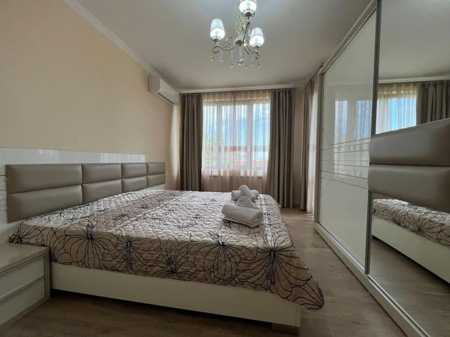 Cozy Apartment - Free Parking Пловдив Экстерьер фото