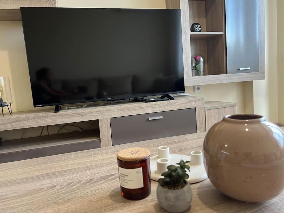 Cozy Apartment - Free Parking Пловдив Экстерьер фото